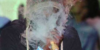 smoking shisha