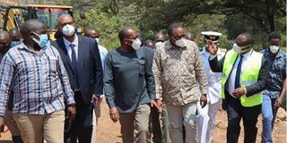 Uhuru commissions city slum hospitals