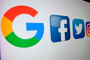 Google, Facebook, Twitter