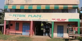 Petbik Restaurant