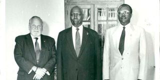 President Daniel Moi at State House, Nairobi with the United States Ambassador to Kenya Mr Smith Hempstone