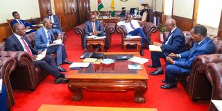 Nairobi Governor Jonhson Sakaja and his deputy James Njoroge Muchiri meet with the team from Kura.