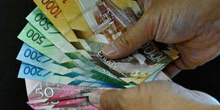 Kenyan Bank notes 