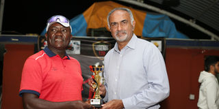 Kenya cricket legends Steve Tikolo (left) and Aasif Karim