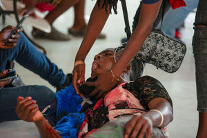 2024-12-25T042920Z_4353003_RC2LVBA2WSS2_RTRMADP_3_HAITI-VIOLENCE-HOSPITAL